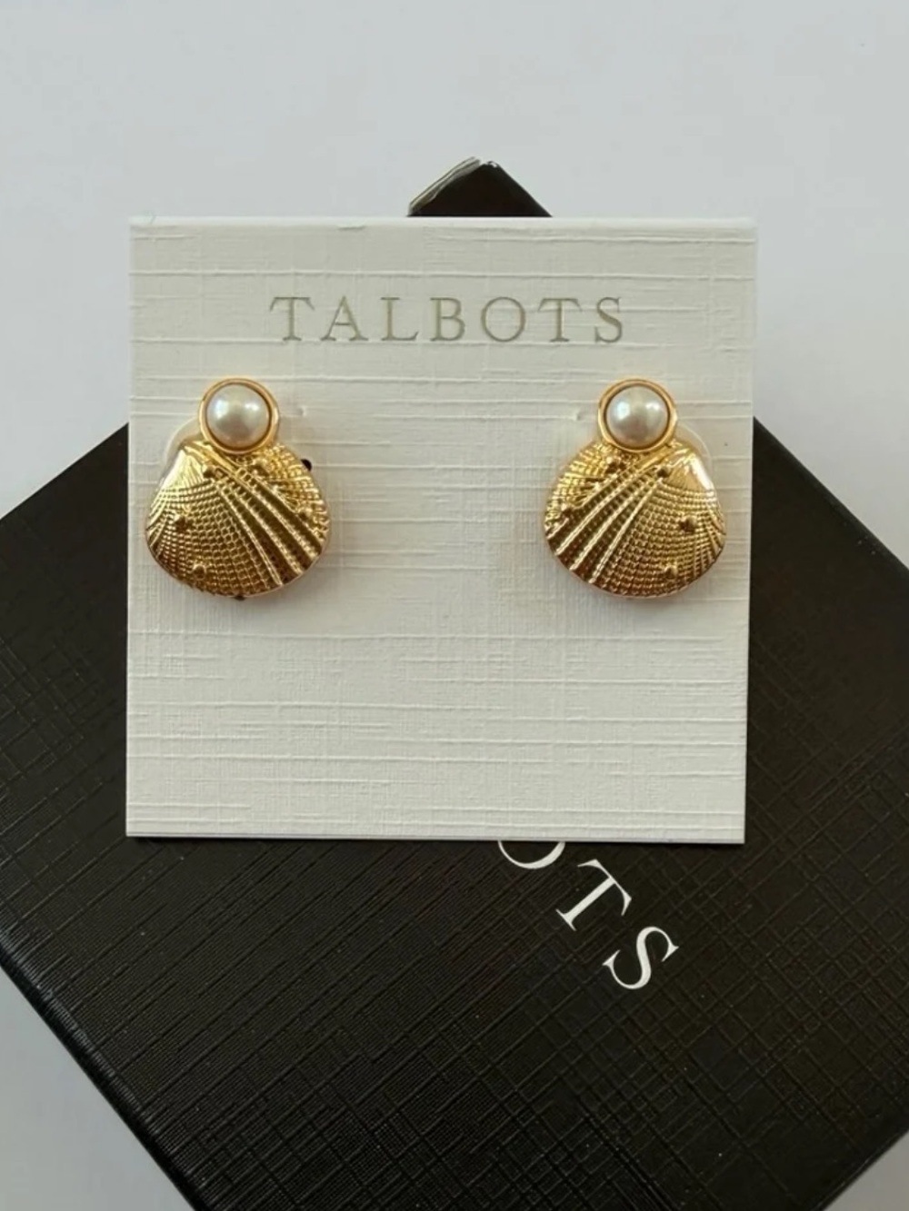 Talbots Seabrook Shell Earrings - Picture 14 of 15